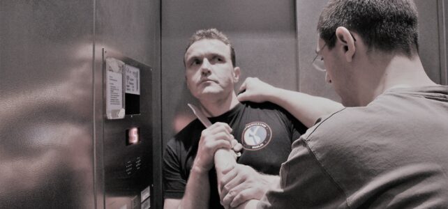 KRAV MAGA ProCon Intensivcamp Einsatz Hilfsmittel / Bedrohungslagen KRAV MAGA ProCon Intensivcamp Einsatz Hilfsmittel / Bedrohungslagen